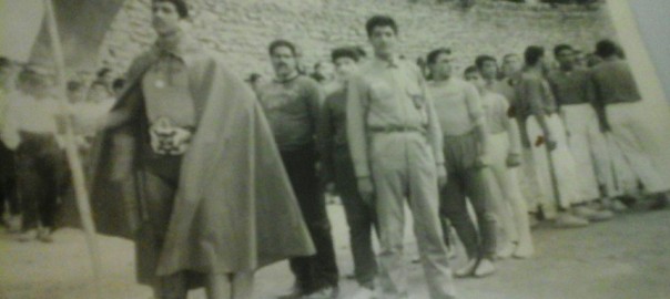 سال1341- مربیان کشتی دبیرستان-ناصر خان و آقای میرصانعی