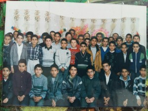 کد 03: (ارسال شده توسط آقای مهدی قیصری) - مدرسه راهنمایی 22بهمن حدود 20سال پیش.